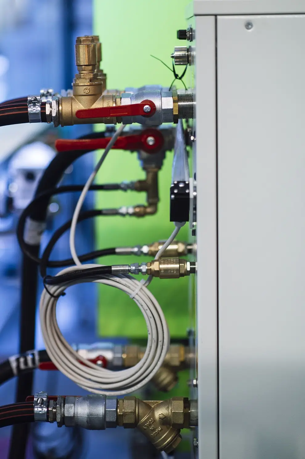 Industrial pipework and valves