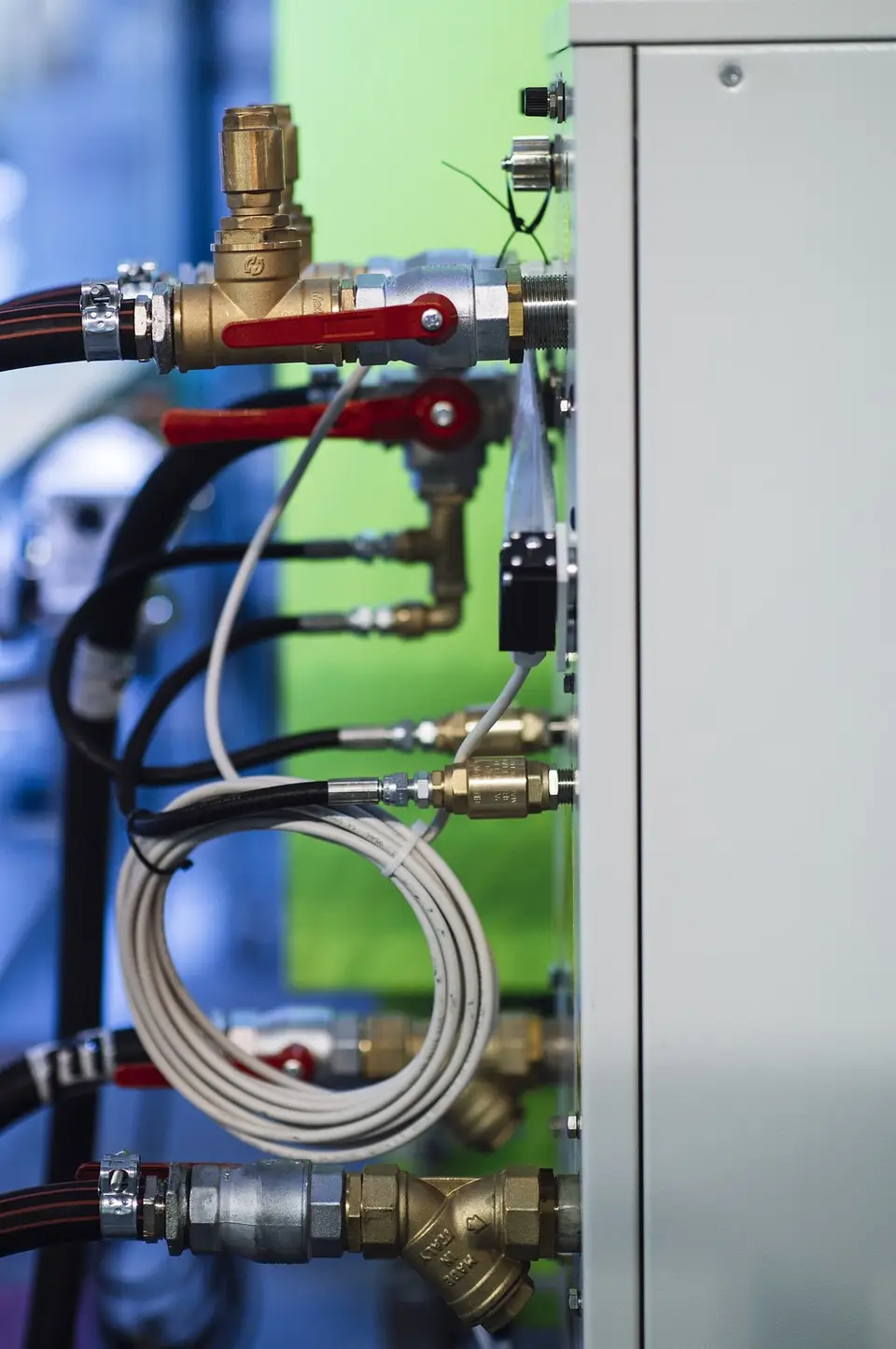 Industrial pipework and valves
